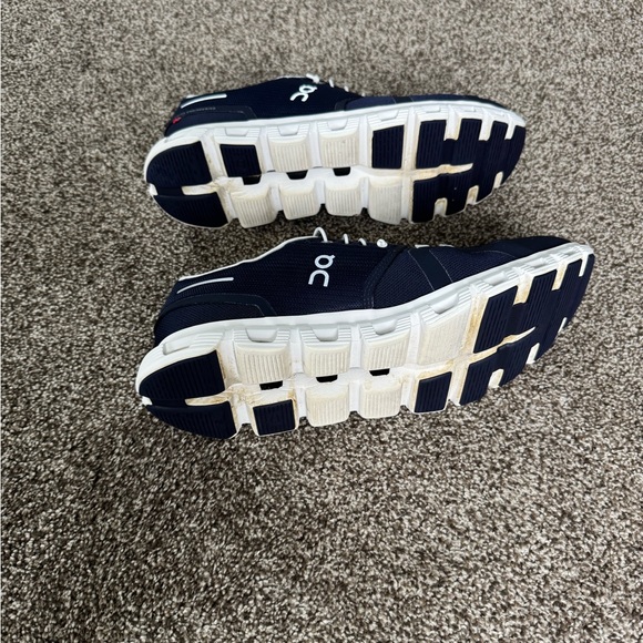 On Running Cloud 6 Sneakers - Picture 7 of 7